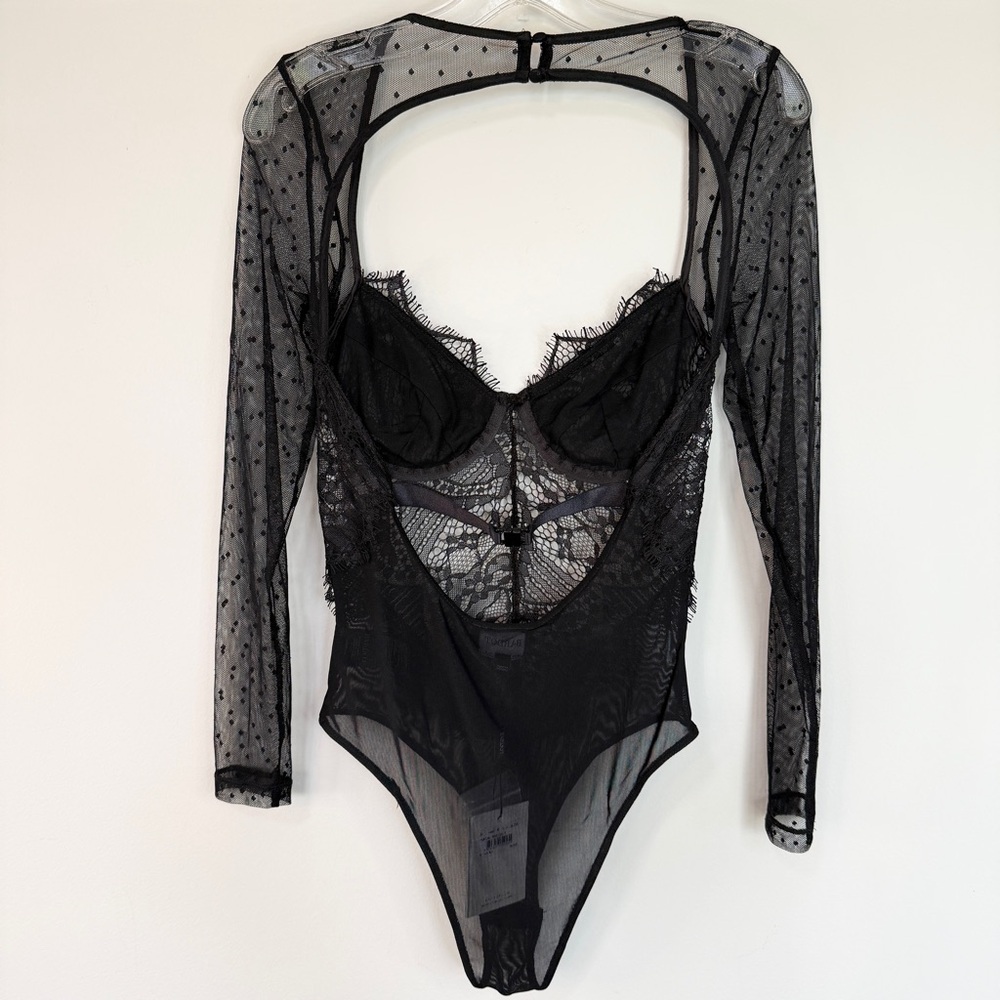 Bardot Farrah Lace Bodysuit in Black Size Medium NEW with Tags - Picture 2 of 16
